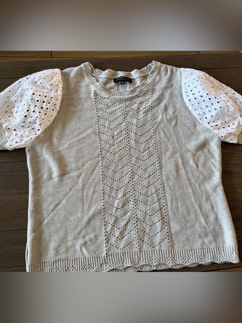 Women’s Cream Knit Sweater with white Eyelet Puff Sleeves size XL